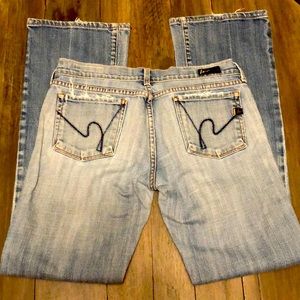 🥰🌸CITIZENS OF HUMANITY LOW WAIST BOOTCUT🌸🥰